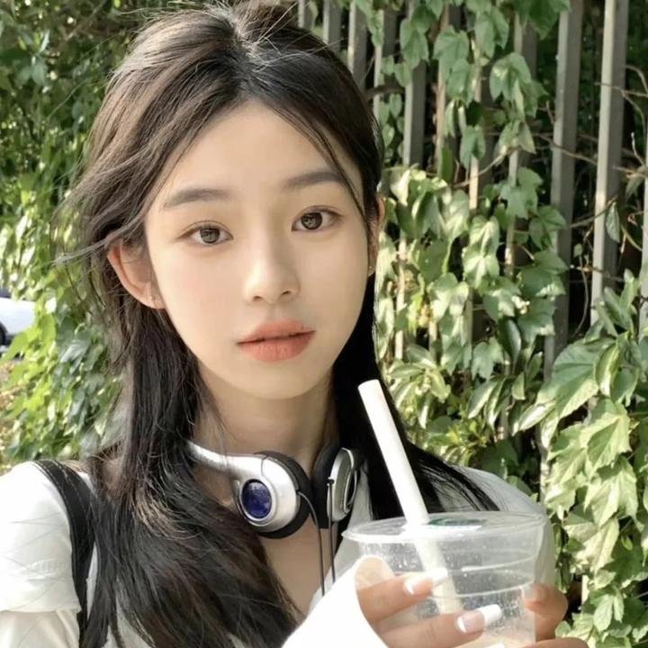 有点意思的院子里院季
